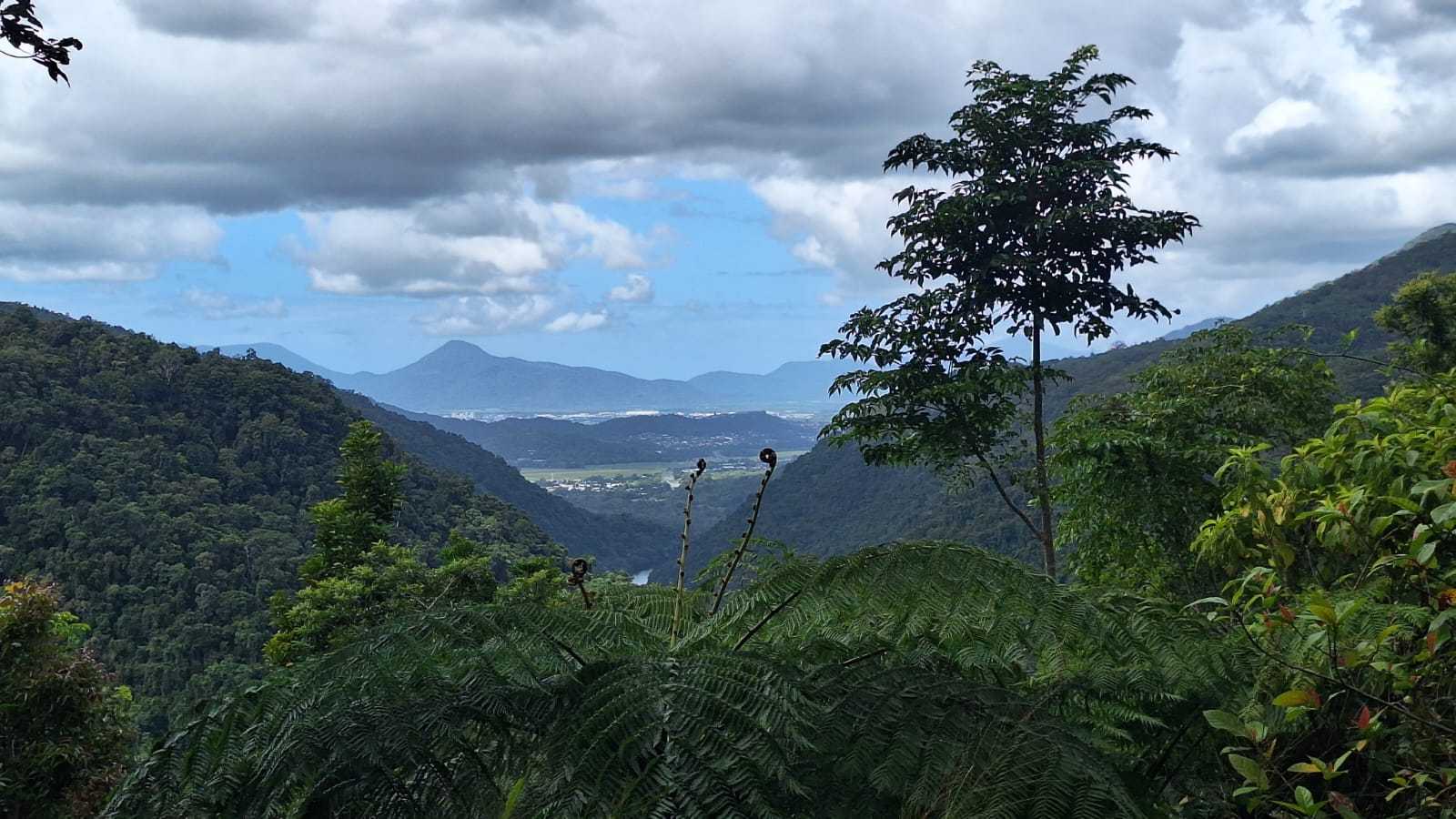 Vista number 3,749,451 Vista number 3,749,451